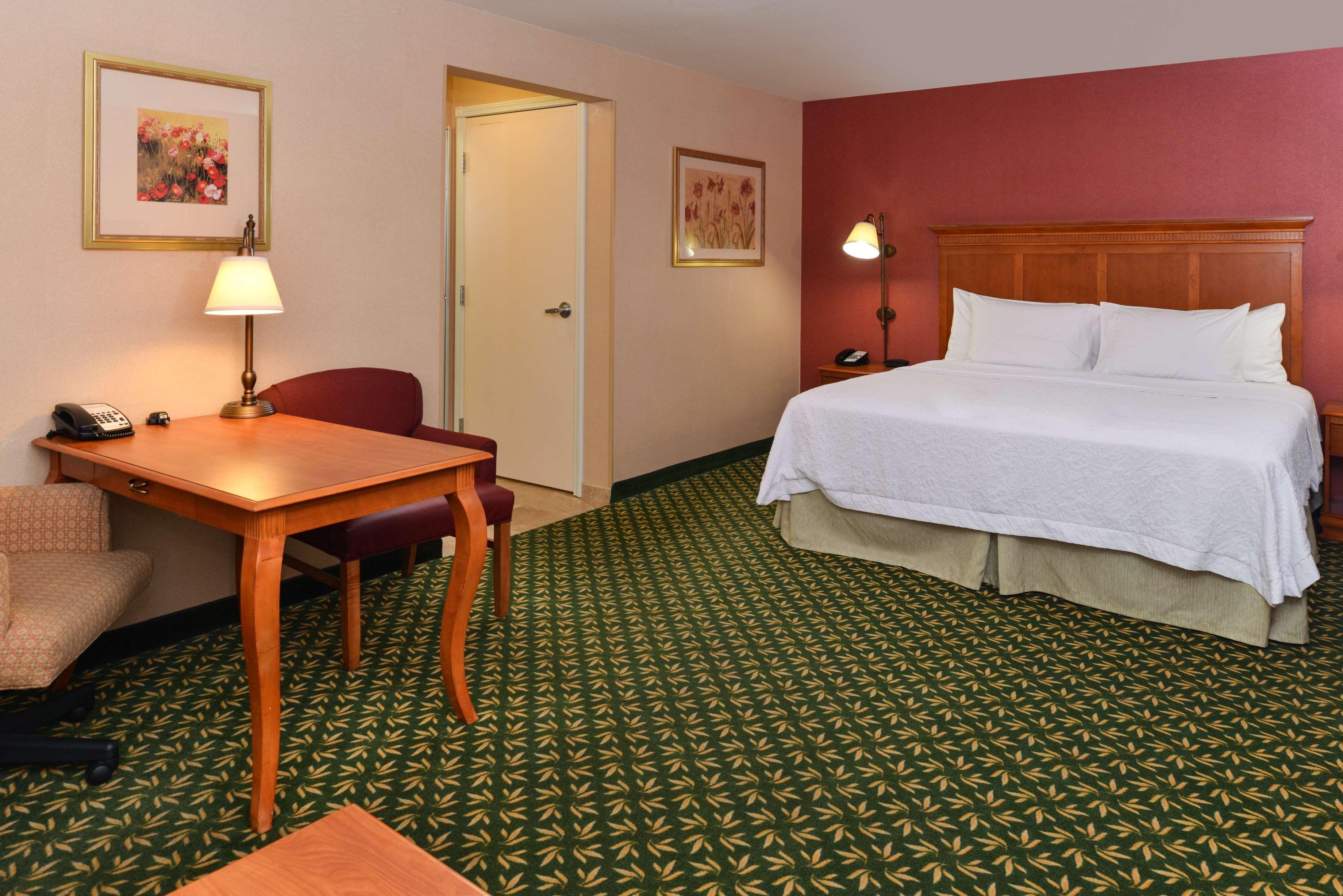 Newly Renovated-Hampton Inn & Suites Casper Exteriör bild