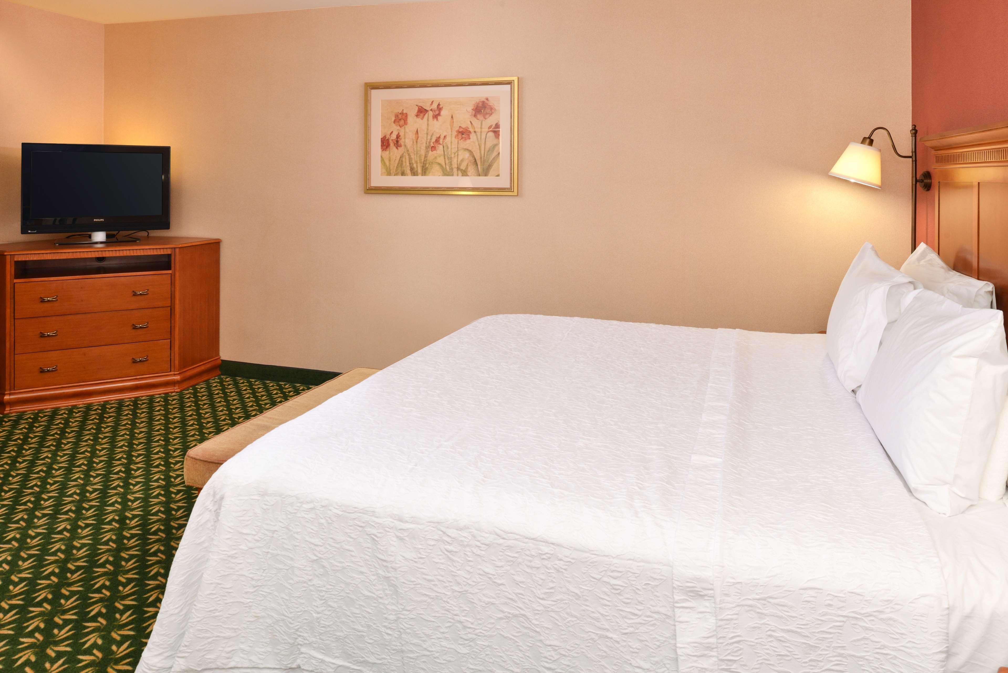 Newly Renovated-Hampton Inn & Suites Casper Exteriör bild