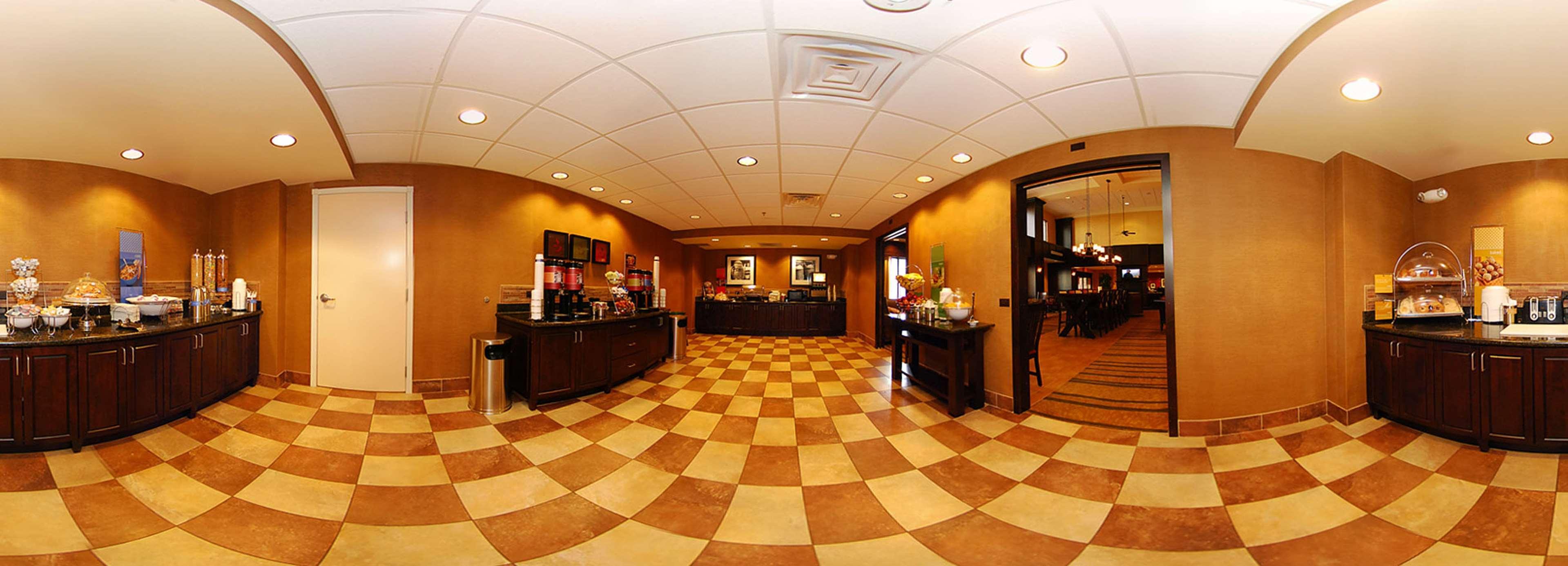 Newly Renovated-Hampton Inn & Suites Casper Restaurang bild