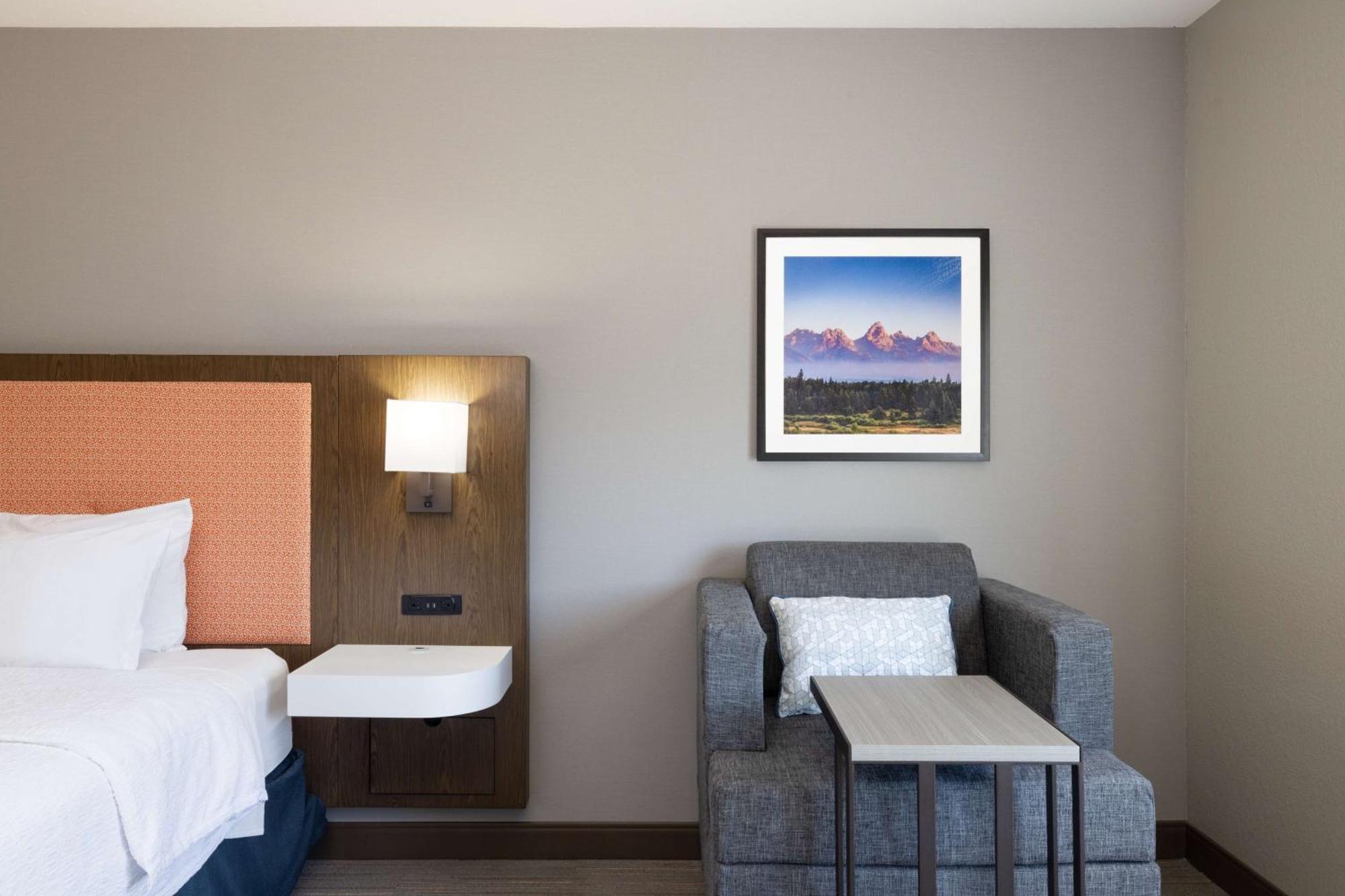 Newly Renovated-Hampton Inn & Suites Casper Exteriör bild