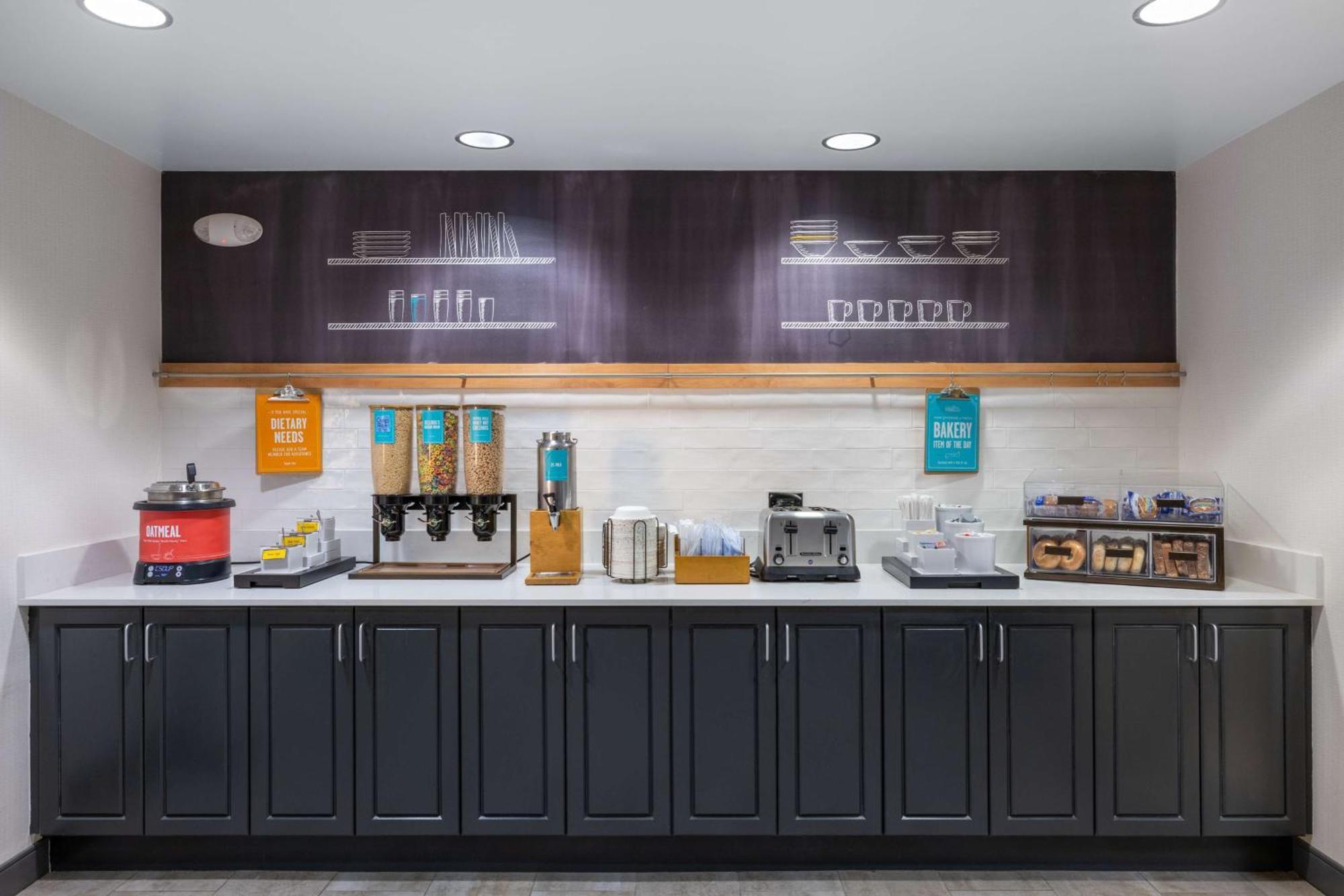 Newly Renovated-Hampton Inn & Suites Casper Exteriör bild